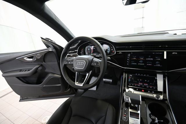 Used 2026 Audi Q8 Premium Plus AWD/4WD image 30