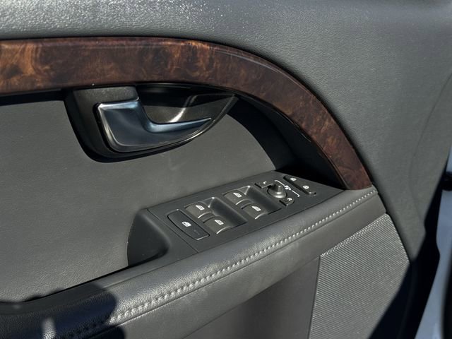 Used 2016 Volvo XC70 T5 Platinum w/ Climate Package image 24