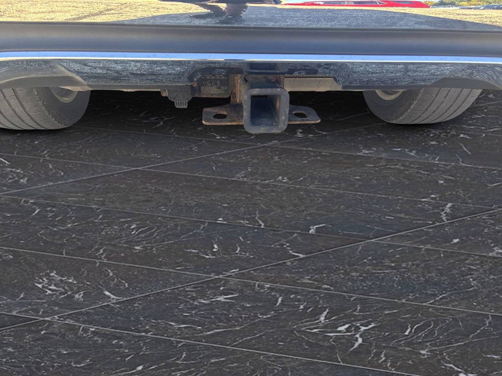 Used 2017 Mercedes-Benz GLS 450 4MATIC image 37