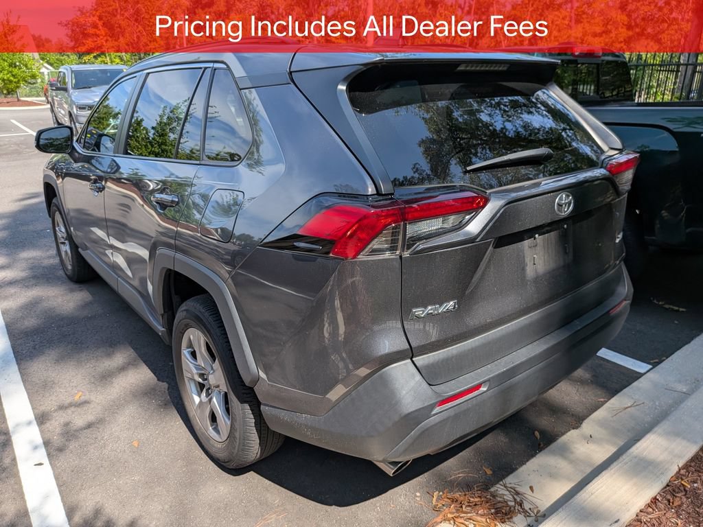 Used 2023 Toyota RAV4 XLE w/ Convenience Package FWD image 5