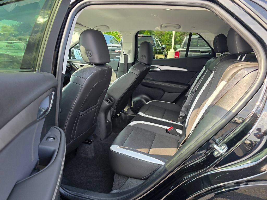 Certified 2025 Buick Envision Sport Touring AWD/4WD image 26