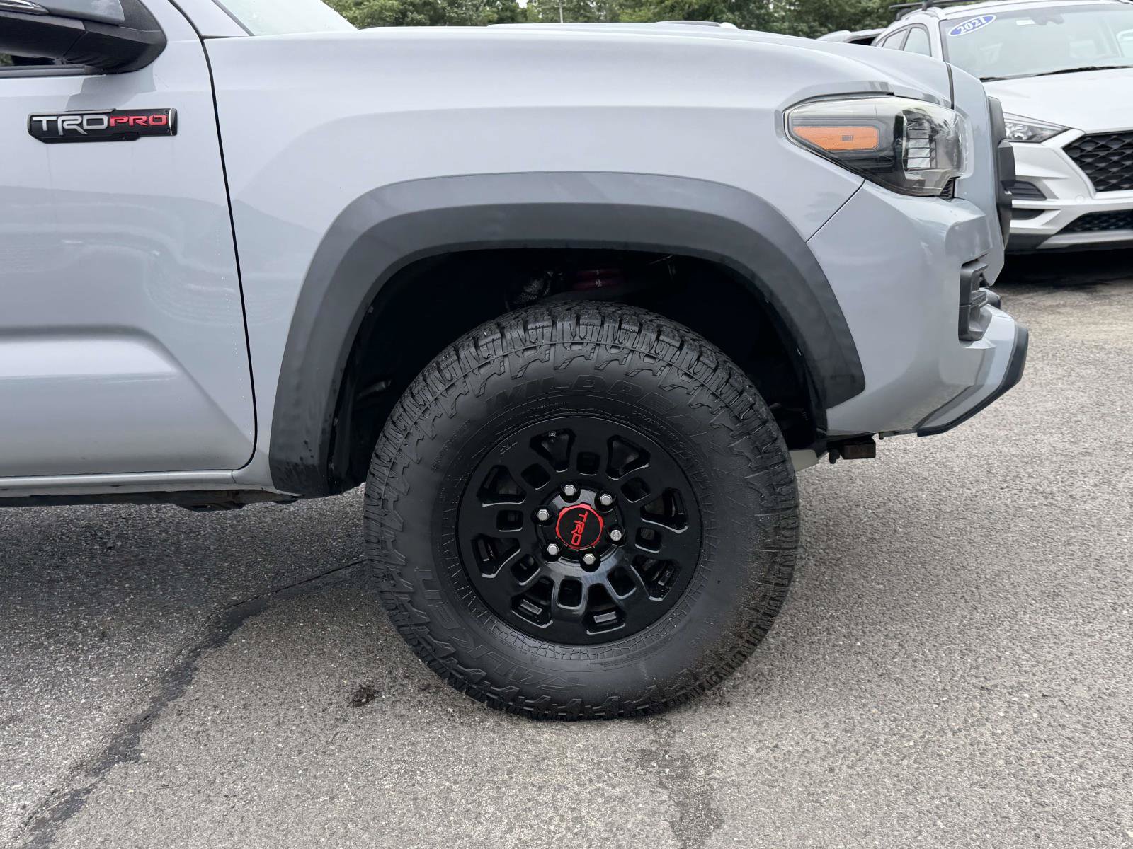 Used 2017 Toyota Tacoma TRD Pro AWD/4WD image 6