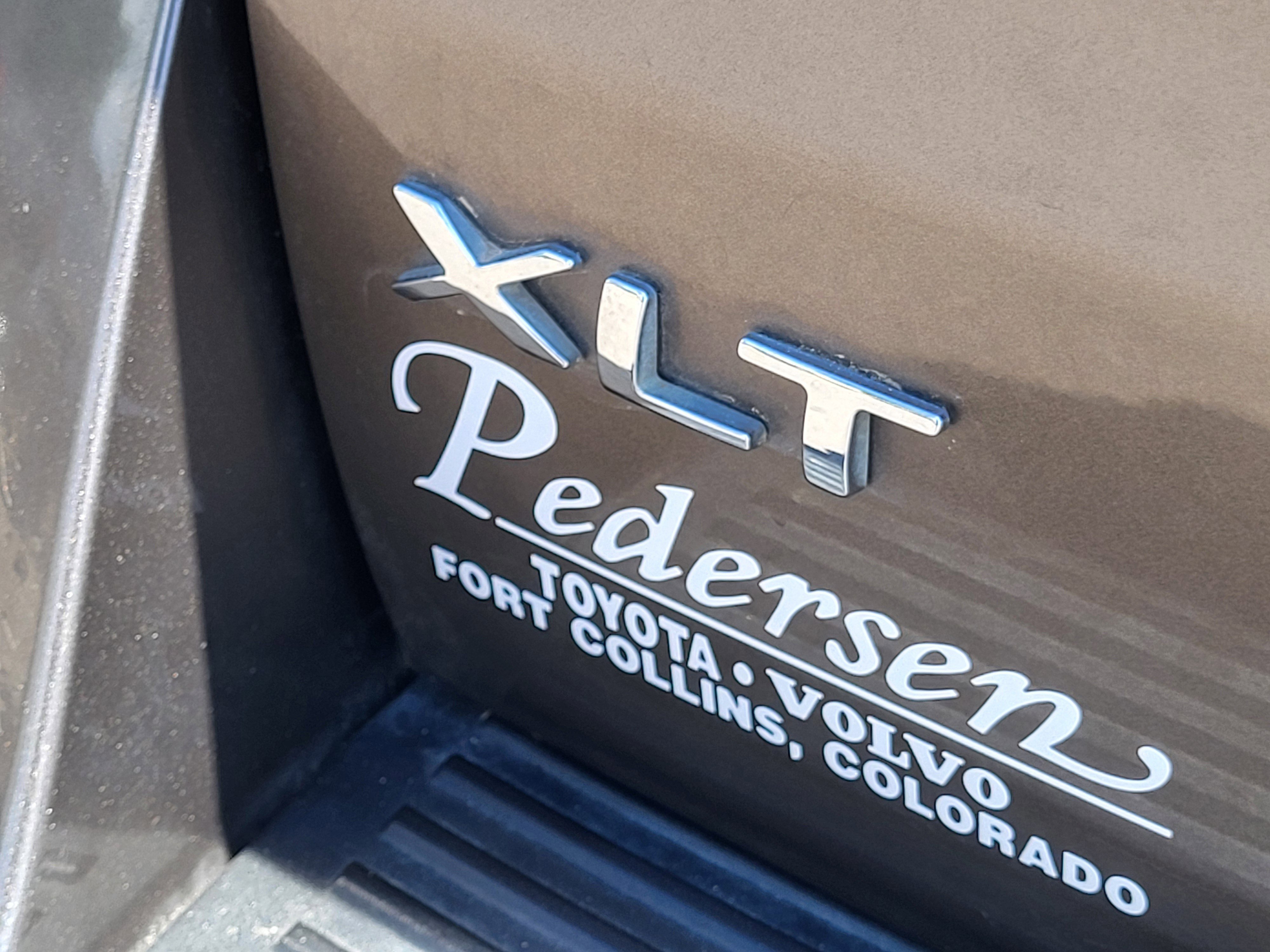 Used 2019 Ford Expedition XLT w/ Equipment Group 201A AWD/4WD image 9