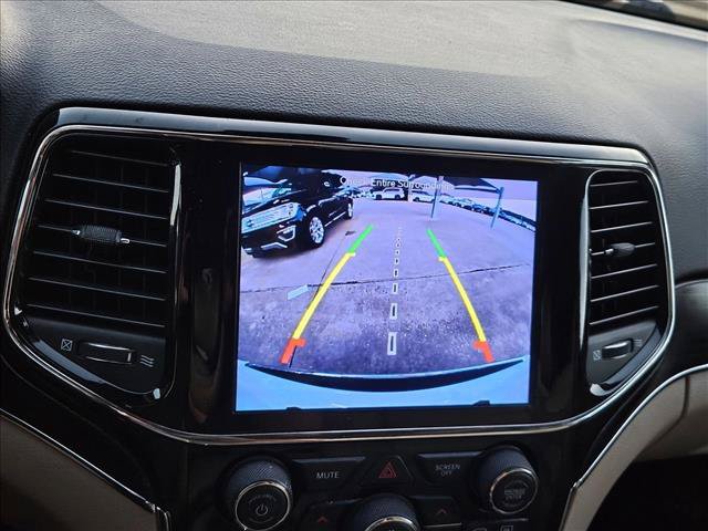 Used 2019 Jeep Grand Cherokee Limited w/ Trailer Tow Group IV AWD/4WD image 14
