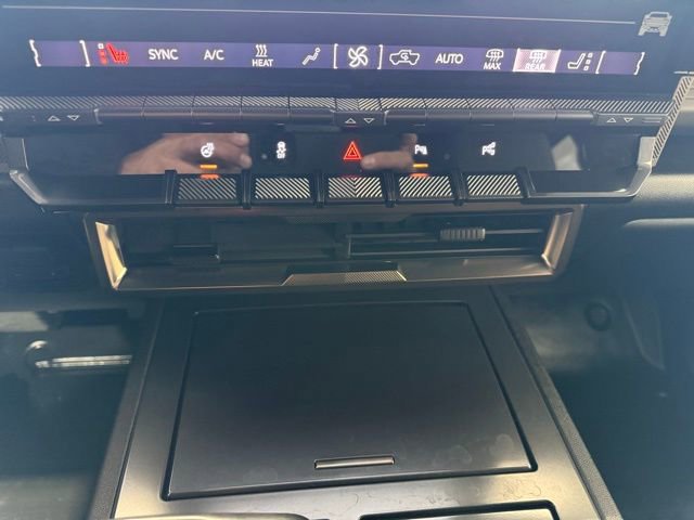 Used 2024 GMC Hummer EV 3X image 37