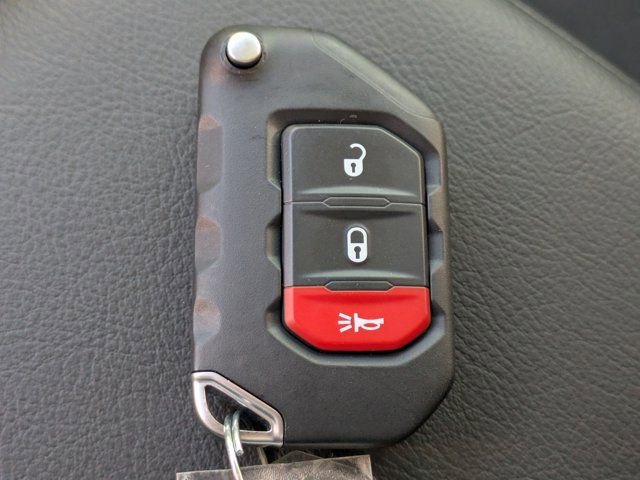 New 2025 Jeep Gladiator Sport image 25