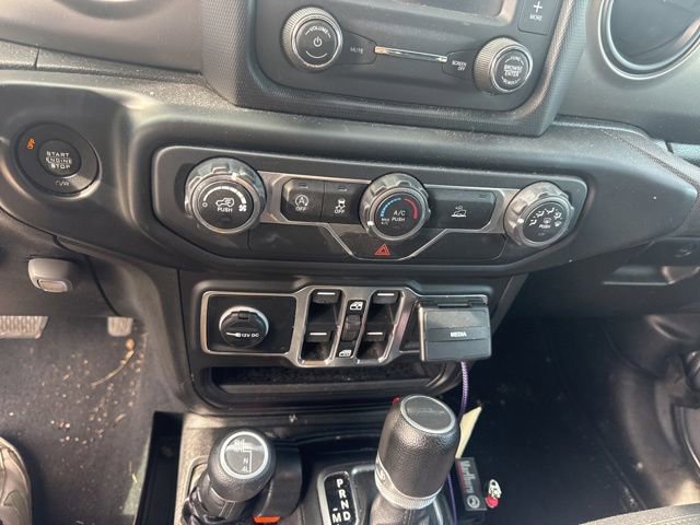 Used 2020 Jeep Gladiator Sport w/ Quick Order Package 24S AWD/4WD image 27