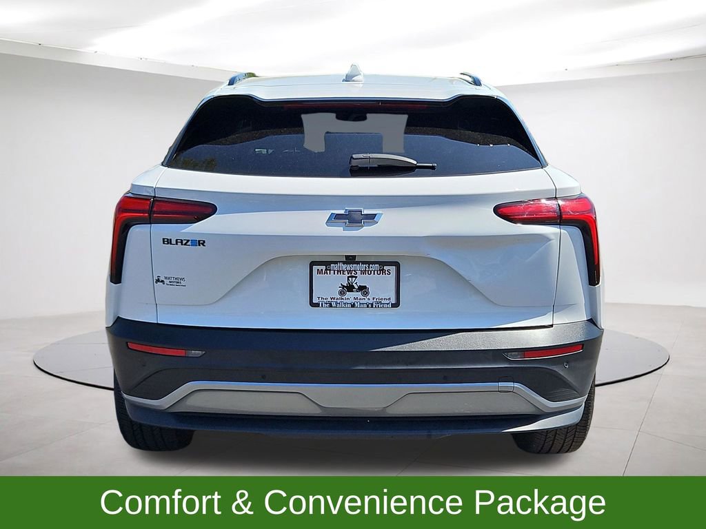 Used 2025 Chevrolet Blazer EV LT image 6