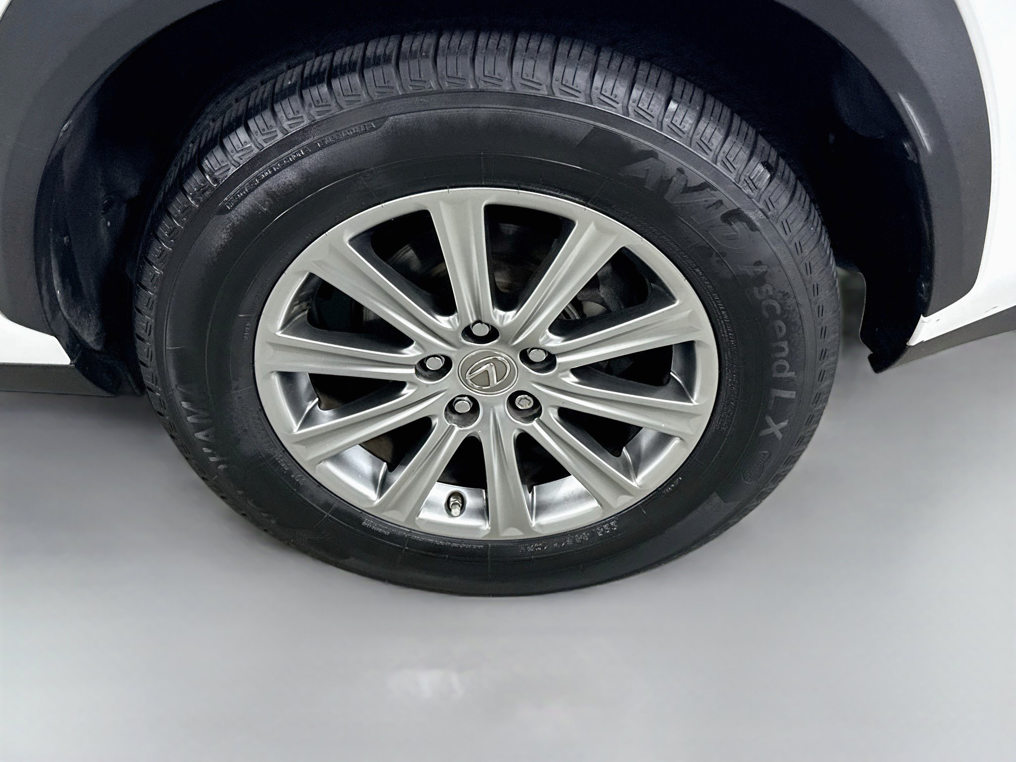 Used 2016 Lexus NX 200t FWD w/ Accessory Package image 28