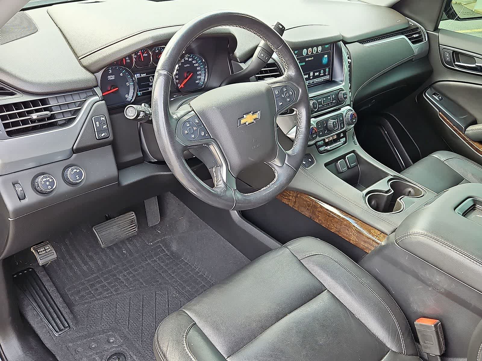 Used 2020 Chevrolet Tahoe LT w/ RST Edition AWD/4WD image 16