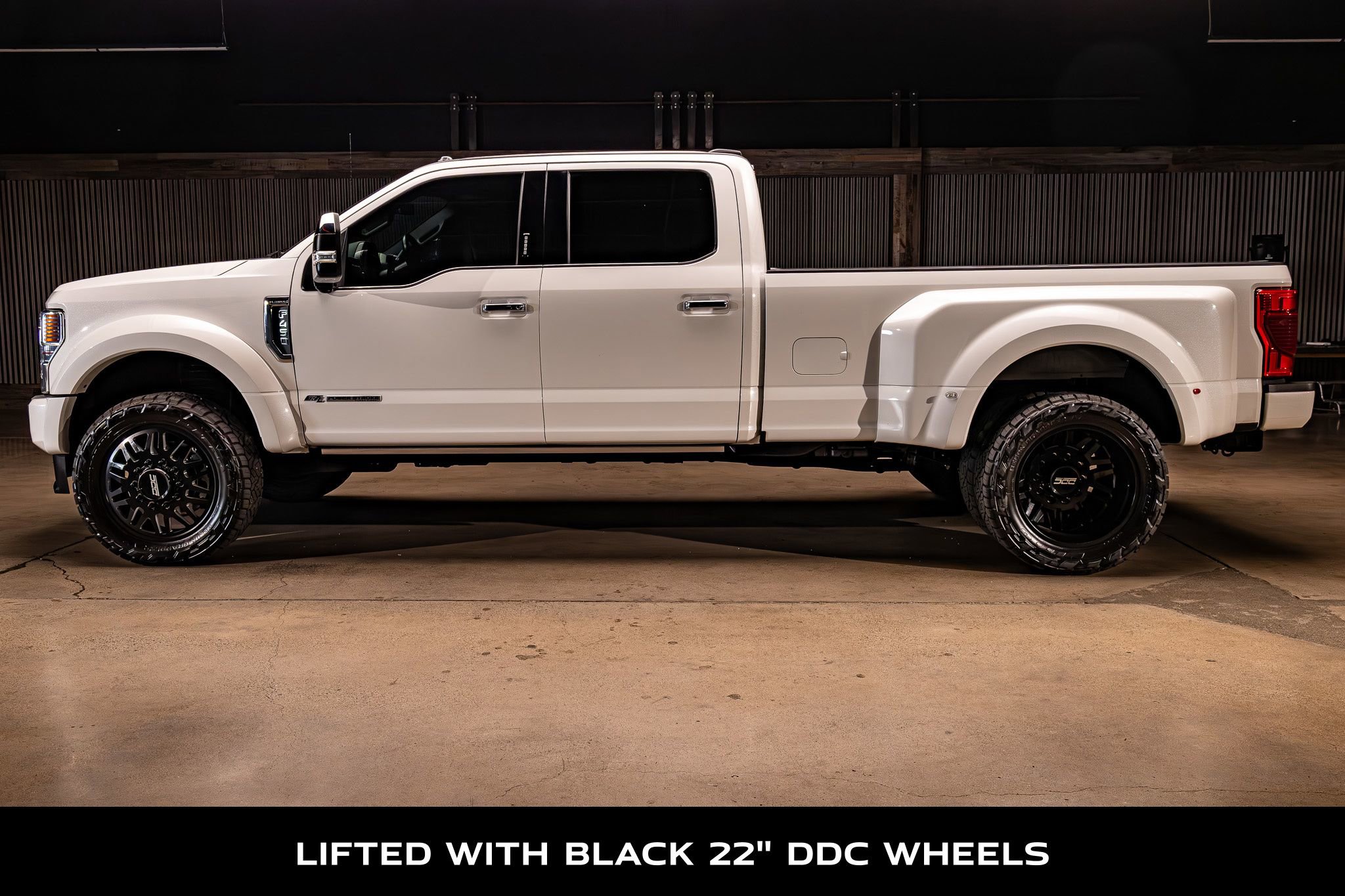 Used 2020 Ford F450 Platinum w/ FX4 Off-Road Package image 5