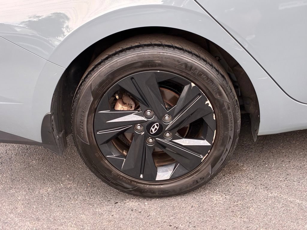 Used 2022 Hyundai Elantra SEL FWD image 44