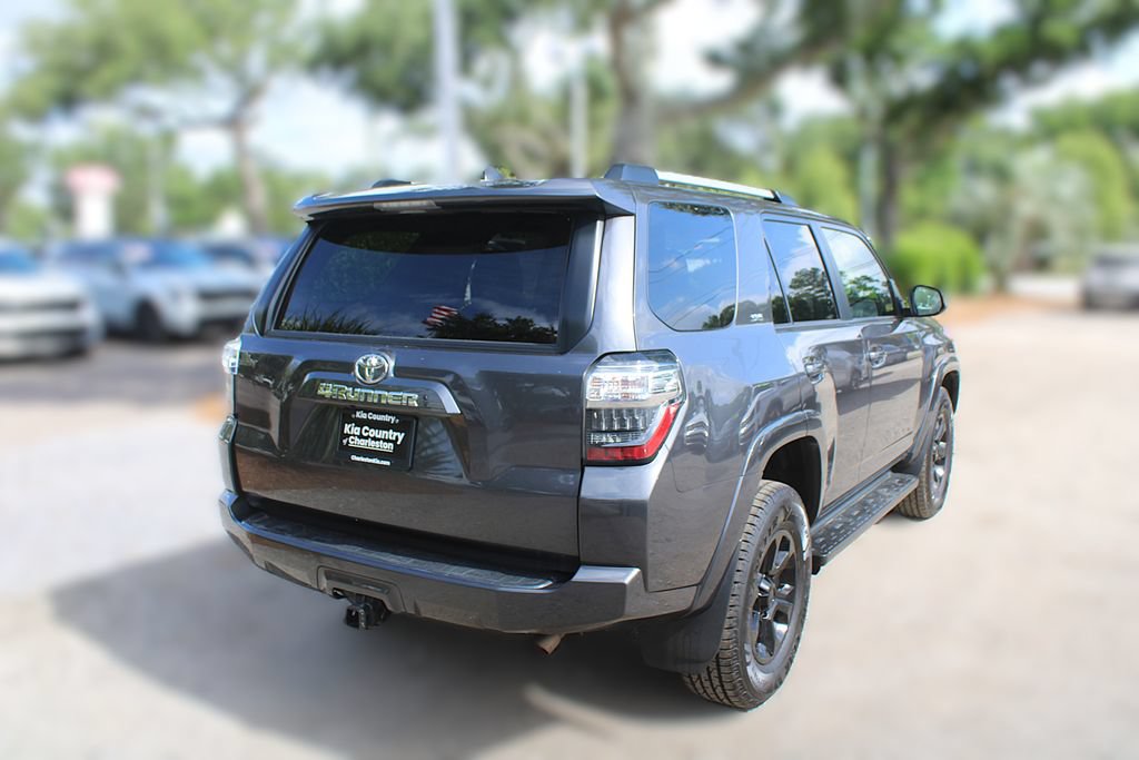 Used 2022 Toyota 4Runner SR5 Premium AWD/4WD image 7