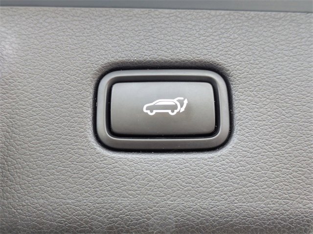 Used 2020 Hyundai Palisade Limited image 13