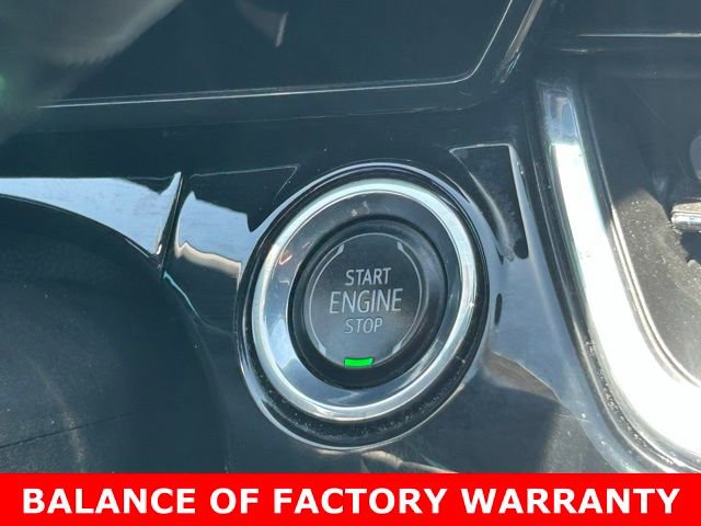 Used 2024 Chevrolet Trax RS w/ Sunroof Package FWD image 25