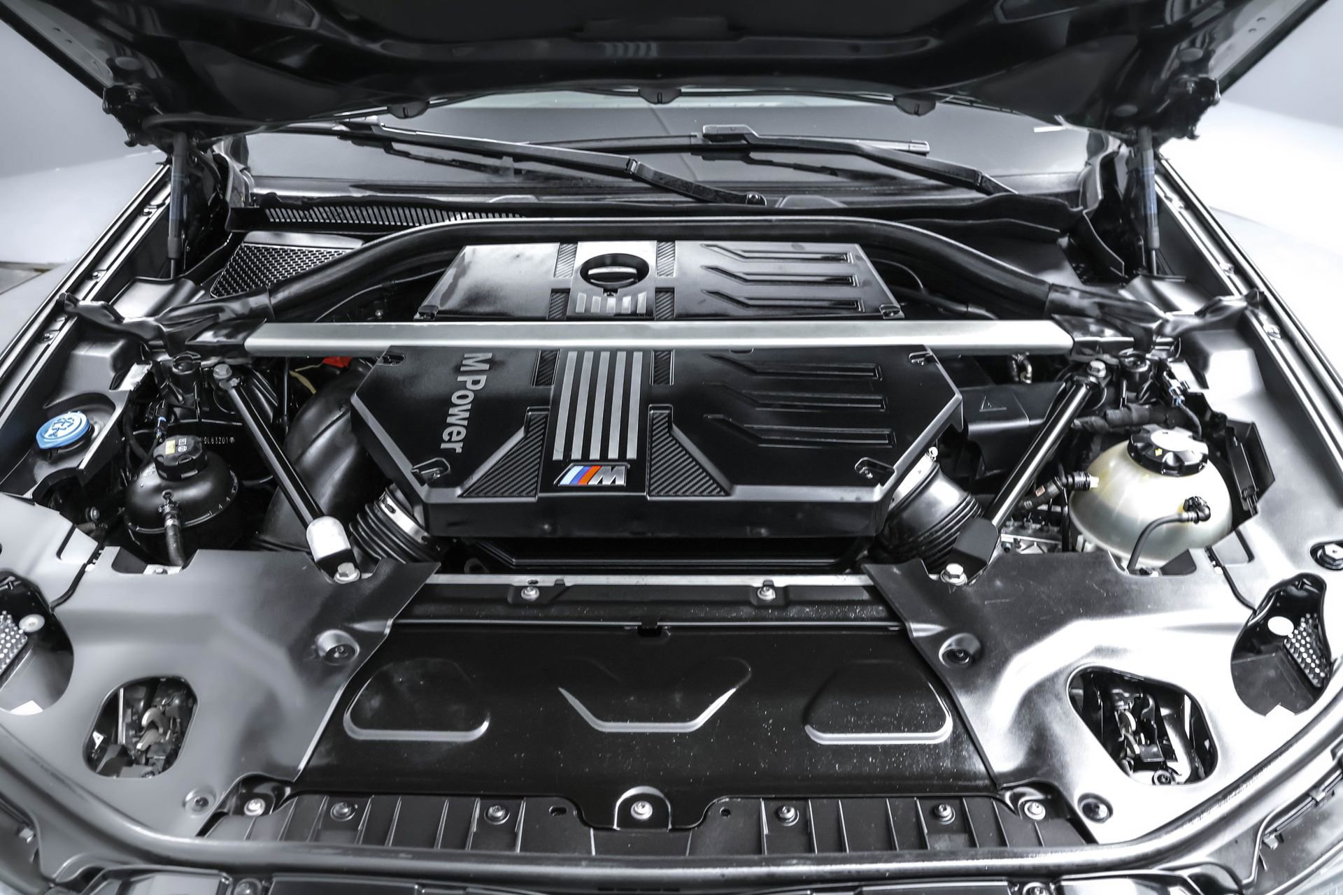 Used 2022 BMW X4 M w/ Competition Package image 39