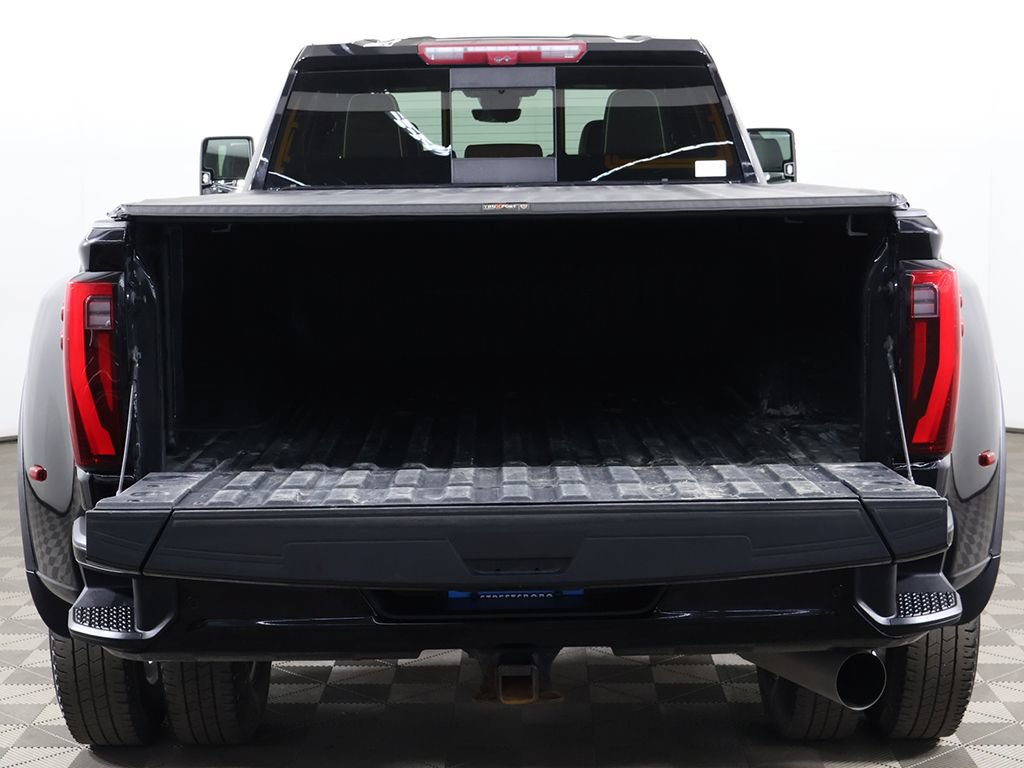 Used 2024 GMC Sierra 3500 Denali Ultimate AWD/4WD image 24