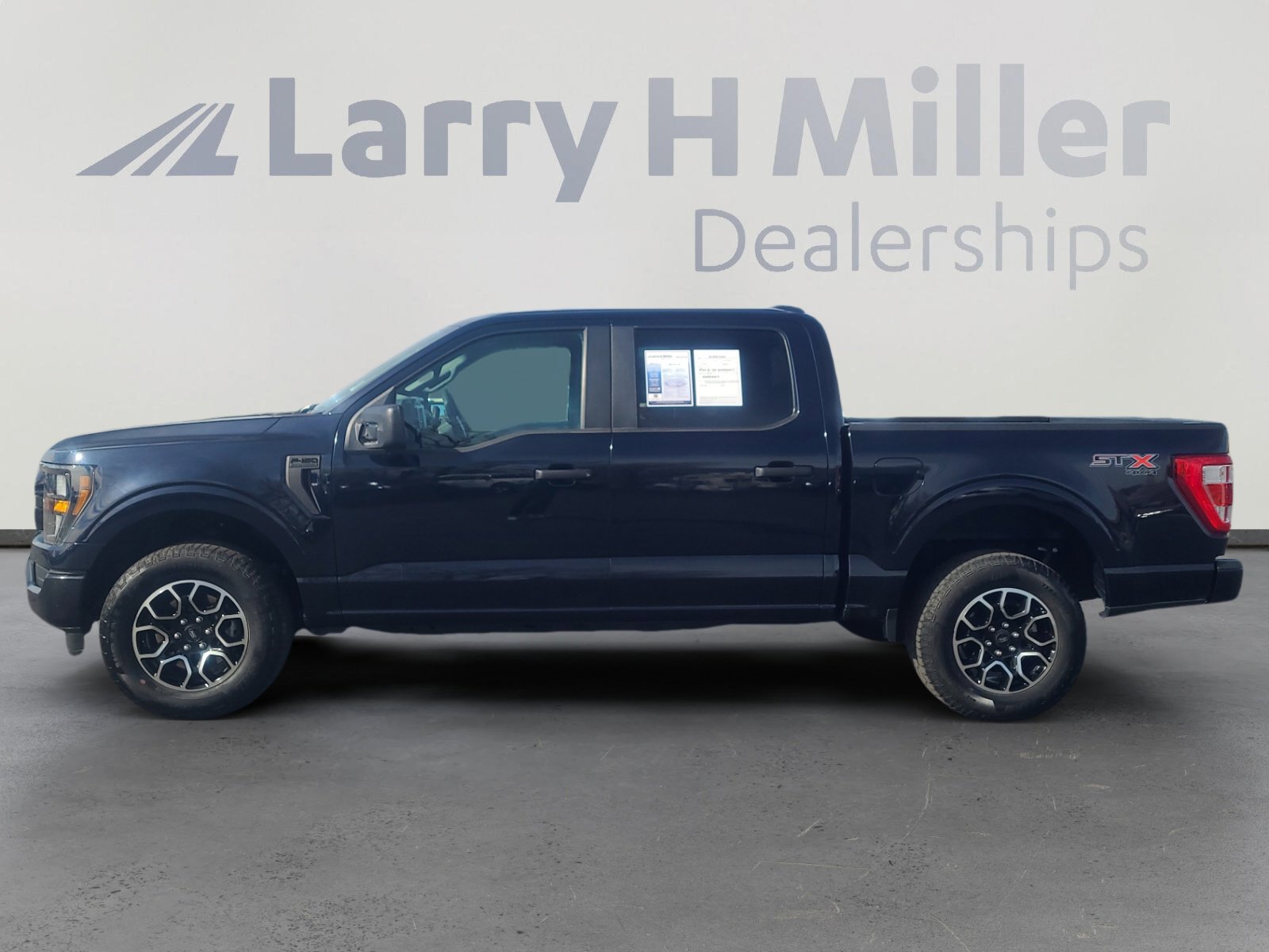 Certified 2023 Ford F150 XL w/ STX Appearance Package image 2