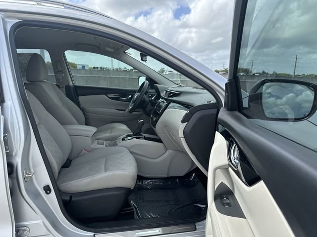 Used 2019 Nissan Rogue Sport SV FWD image 29