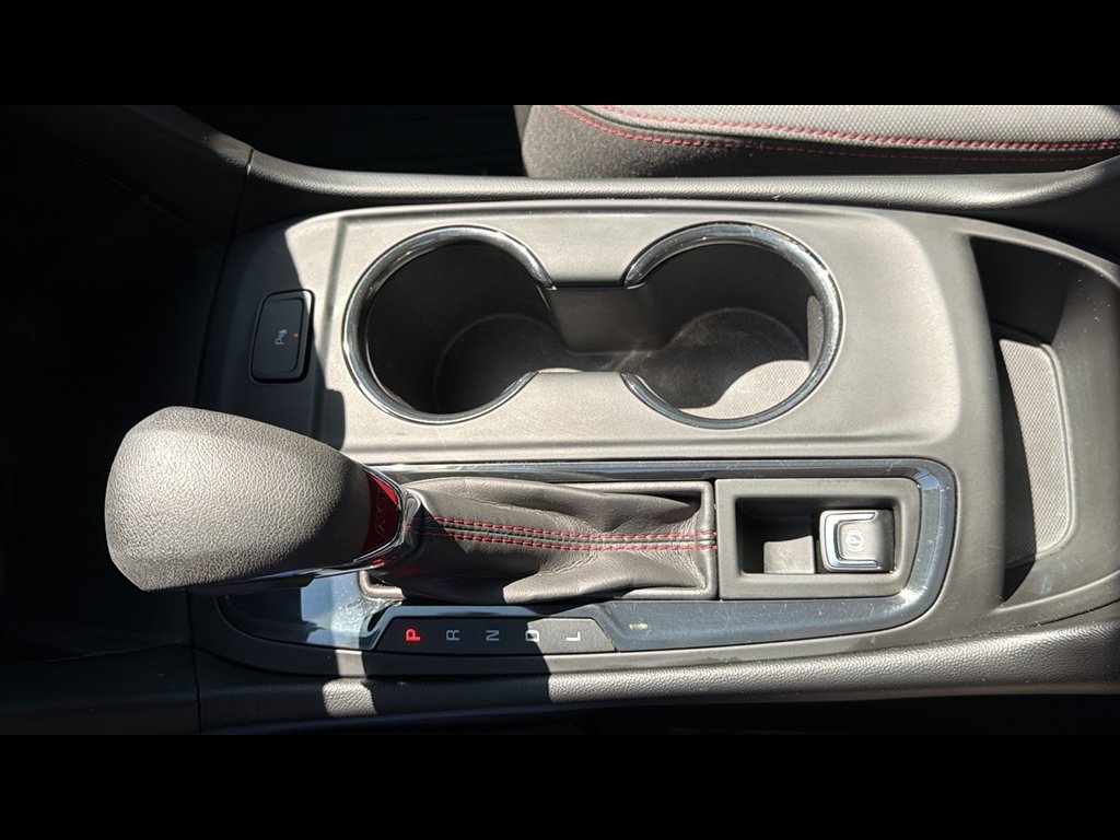 Used 2022 Chevrolet Equinox RS w/ Infotainment Package FWD image 20