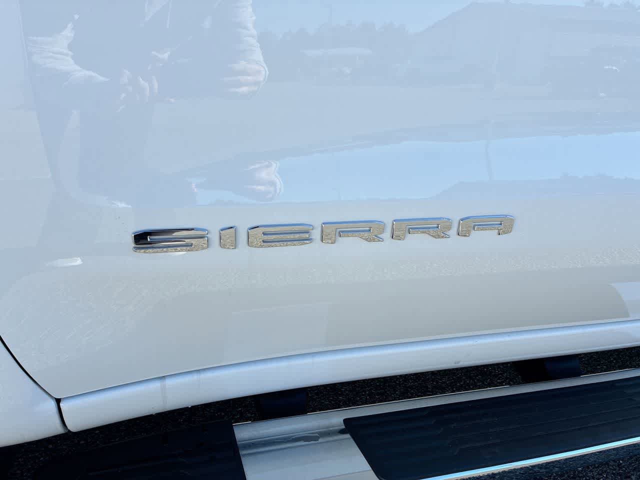 New 2026 GMC Sierra 1500 SLT w/ SLT Premium Plus Package image 32
