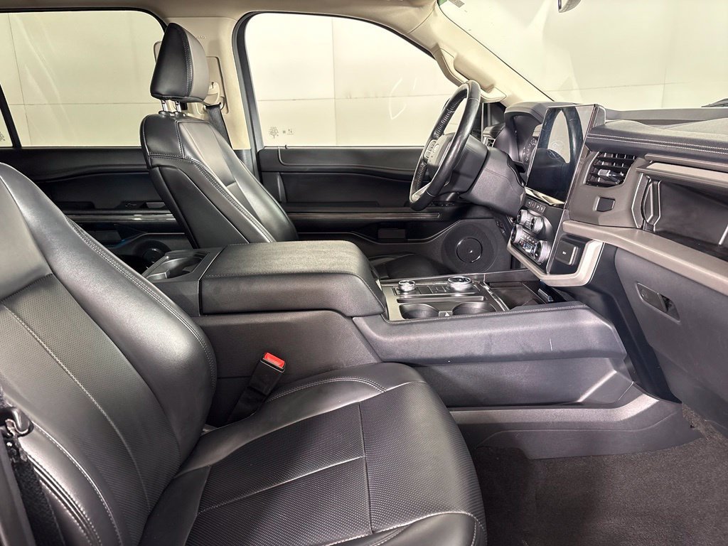 Used 2024 Ford Expedition Max XLT AWD/4WD image 14