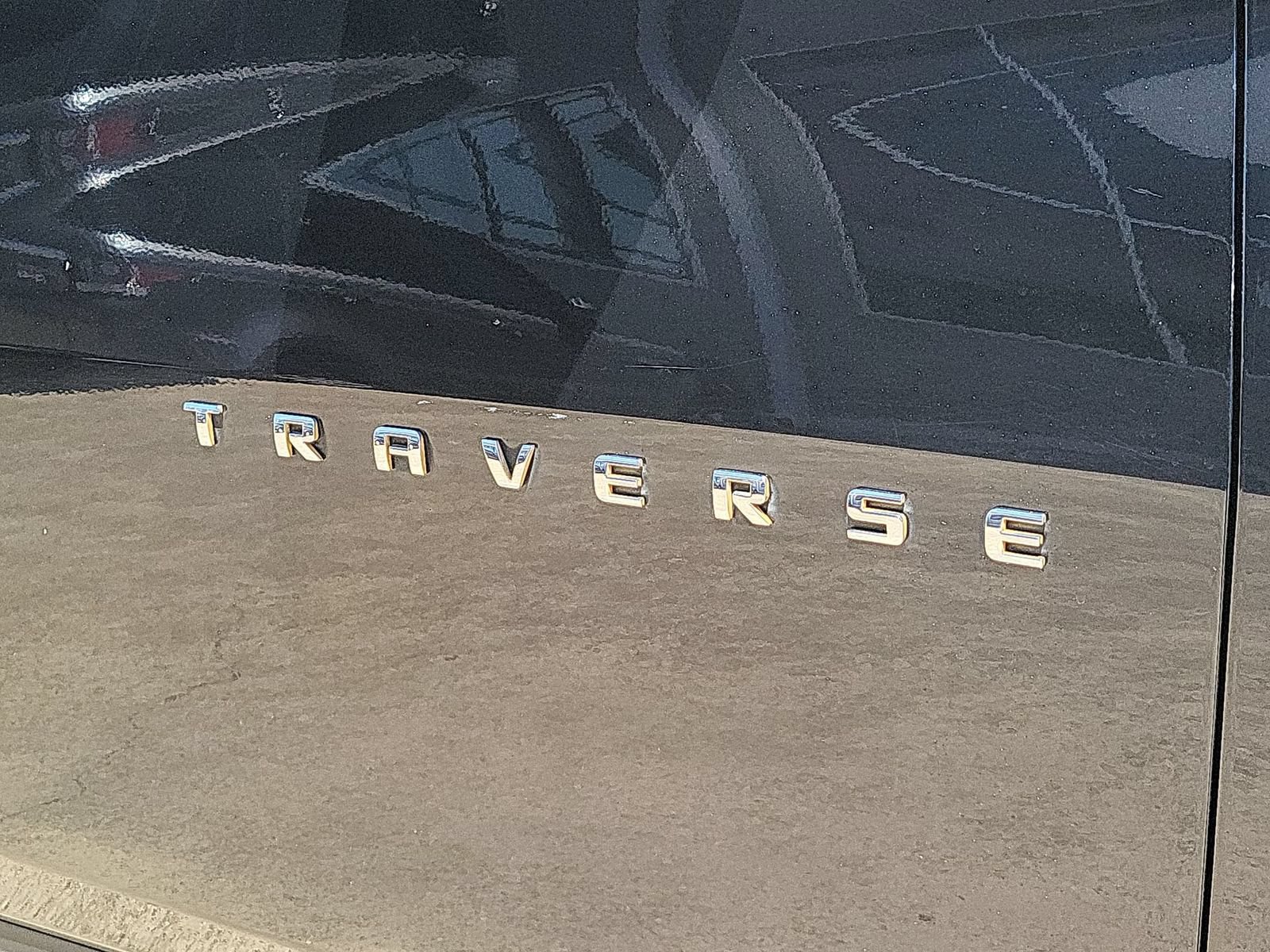 Used 2023 Chevrolet Traverse LT FWD image 30