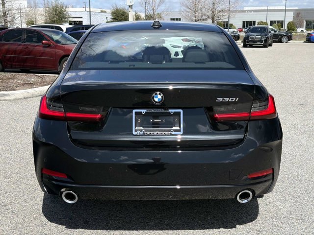 New 2026 BMW 330i Sedan w/ Convenience Package RWD image 4