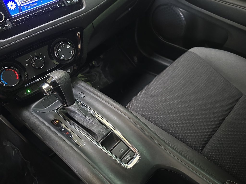 Used 2022 Honda HR-V LX image 26