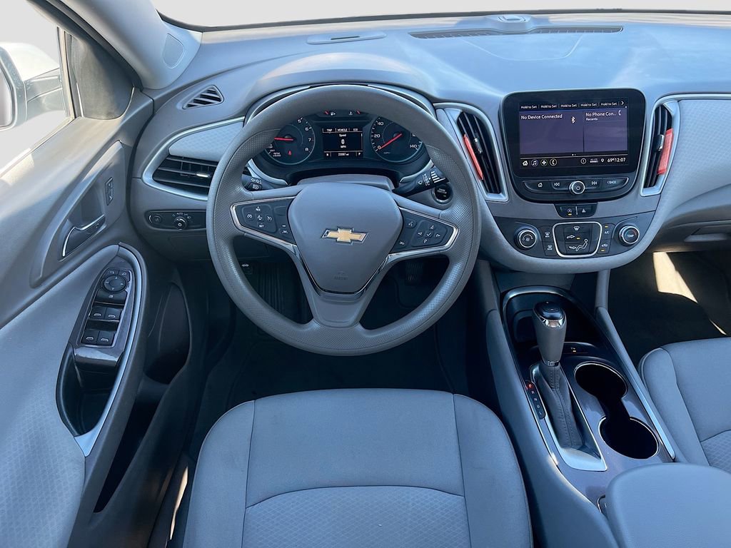 Used 2020 Chevrolet Malibu LS w/ Driver Confidence Package II image 20