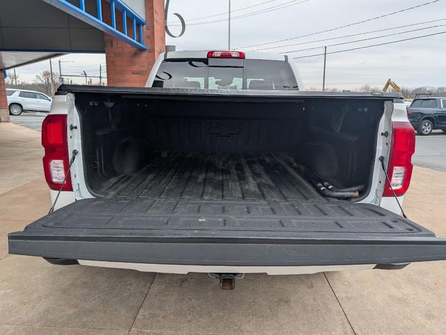 Used 2018 Chevrolet Silverado 1500 High Country AWD/4WD image 32