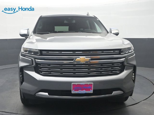 Used 2023 Chevrolet Suburban Premier AWD/4WD image 2