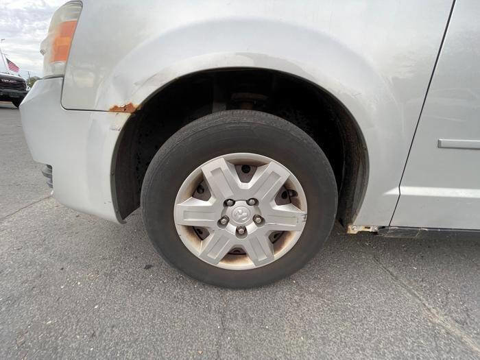 Used 2009 Dodge Grand Caravan SE FWD image 11