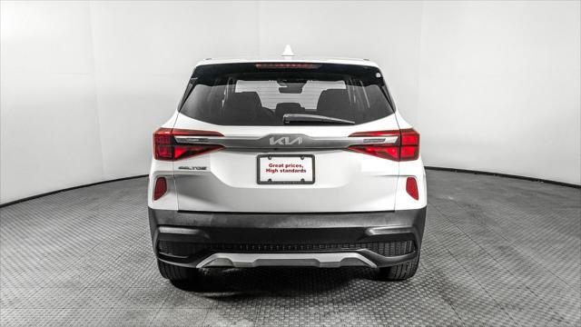 Used 2022 Kia Seltos LX AWD/4WD image 7