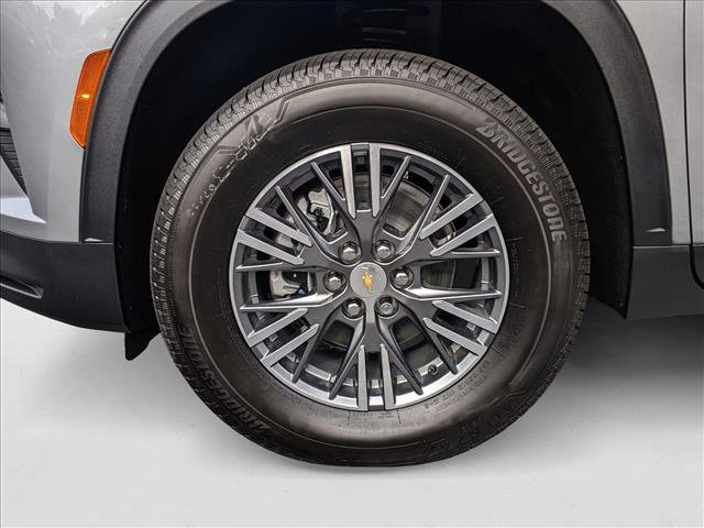 New 2026 Chevrolet Traverse LT image 9