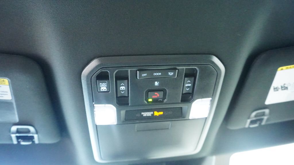 Used 2025 Toyota Tundra Limited image 37