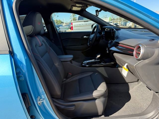 New 2026 Chevrolet Trax RS w/ Driver Confidence Package FWD image 32