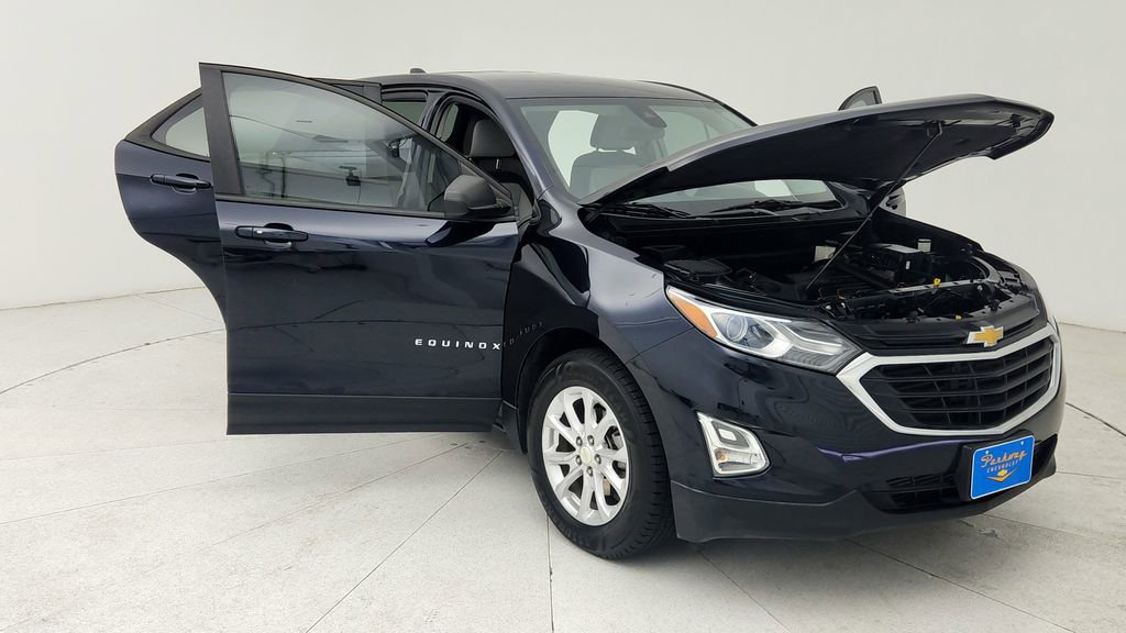 Used 2020 Chevrolet Equinox LS w/ LS Convenience Package FWD image 10