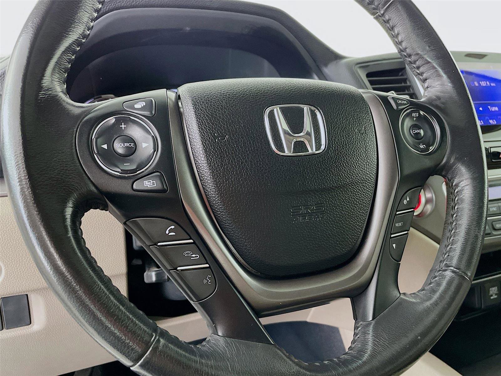 Used 2017 Honda Pilot EX-L image 16