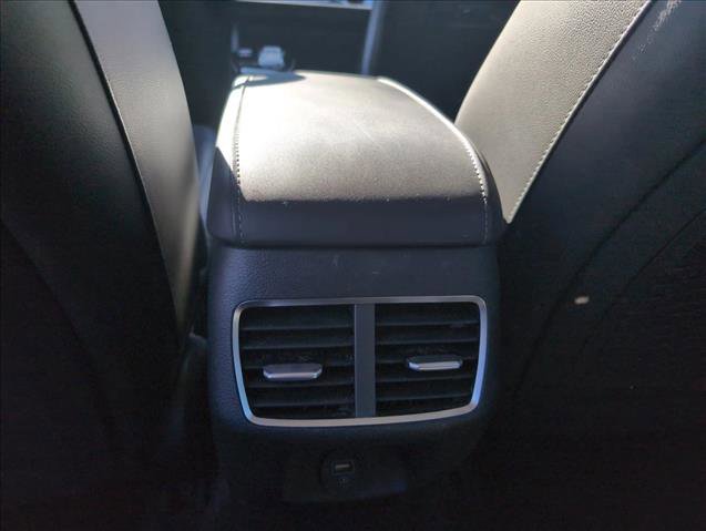 Used 2021 Hyundai Sonata Limited w/ Preferred Accessory Package image 19