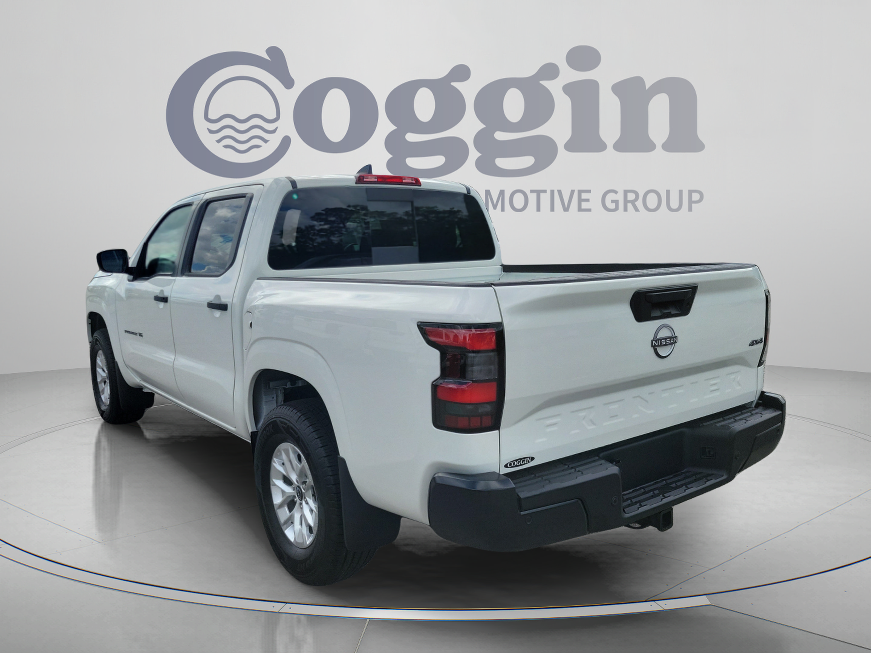 New 2027 Nissan Frontier S w/ Tow Package AWD/4WD image 3