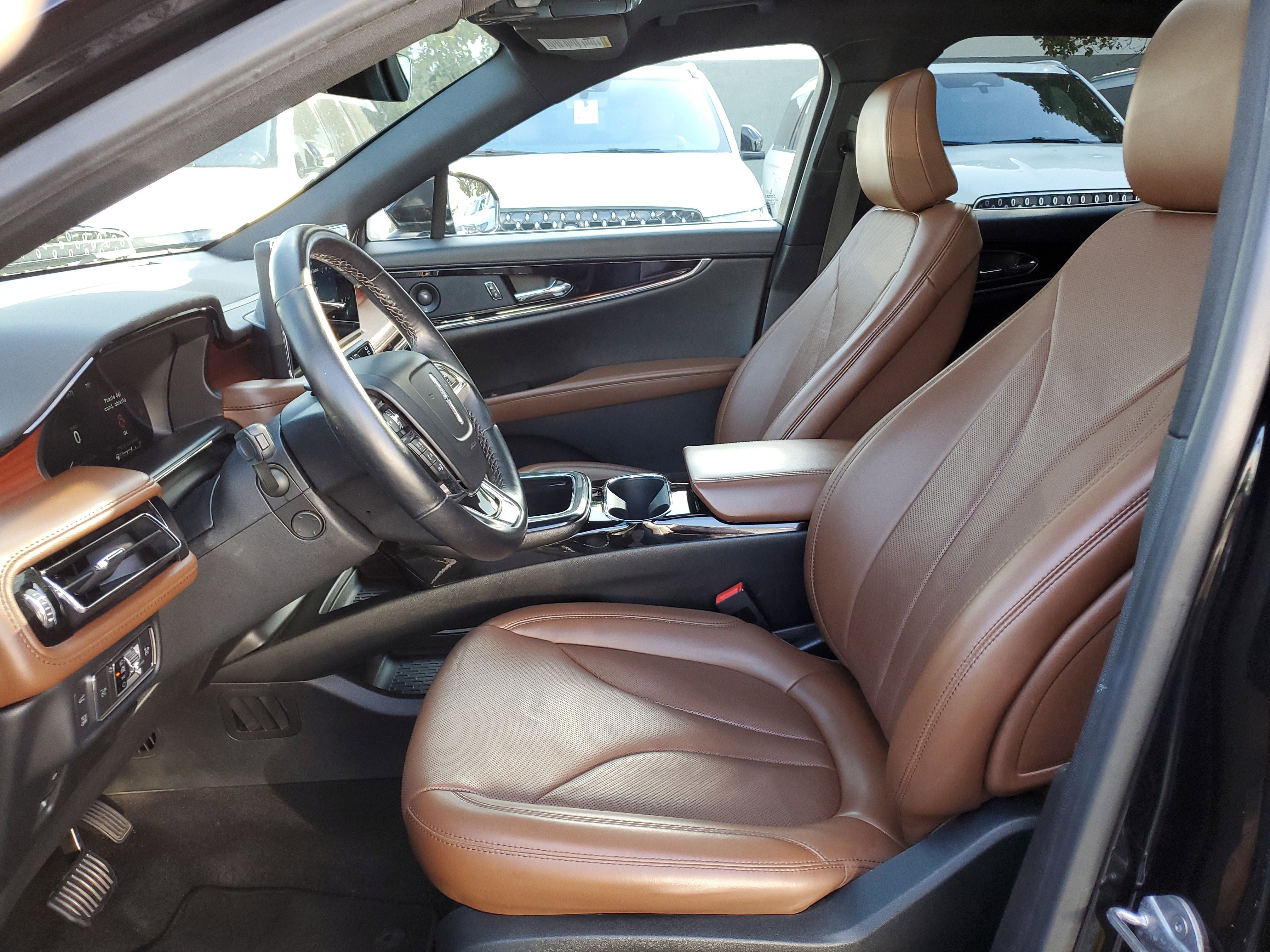 Certified 2022 Lincoln Nautilus Reserve w/ Equipment Group 201A image 18