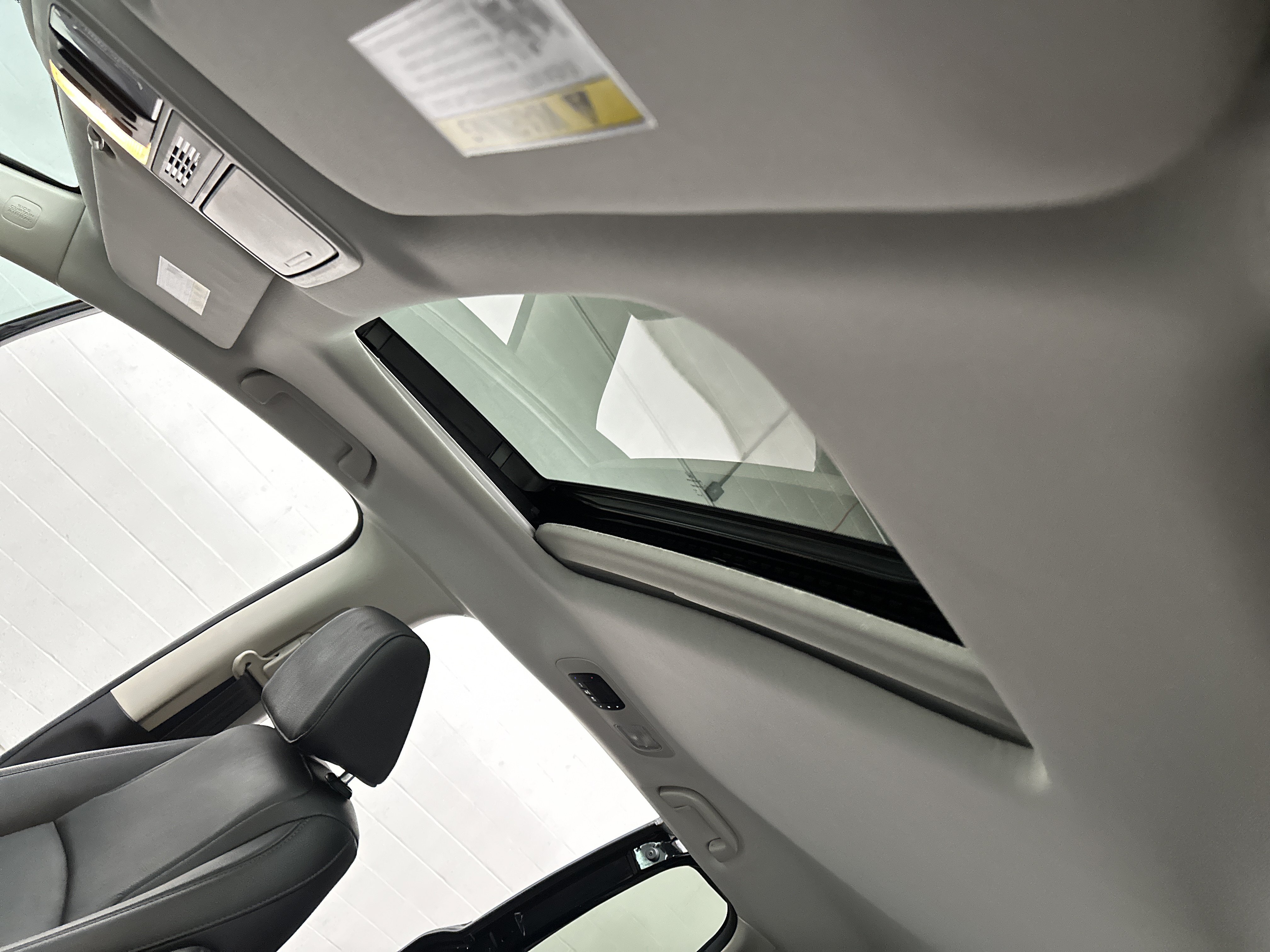 Used 2025 Honda Odyssey EX-L image 19