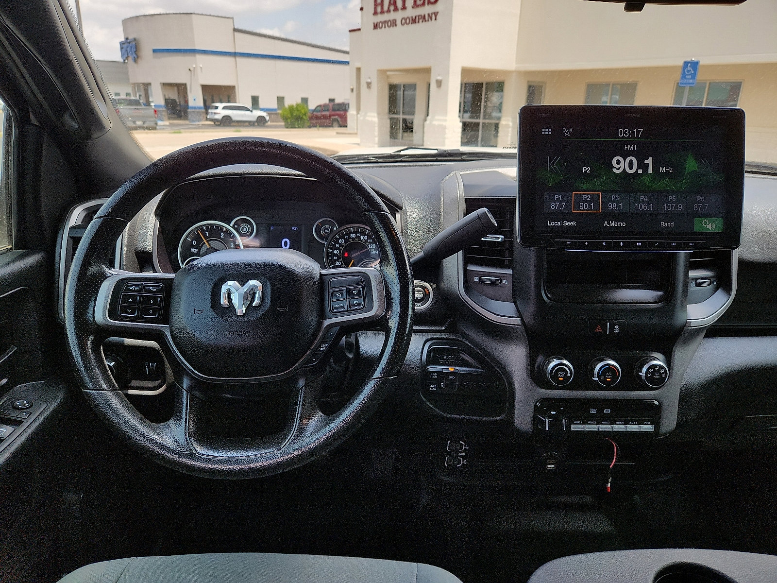 Used 2021 RAM 3500 Tradesman w/ Chrome Appearance Group image 9