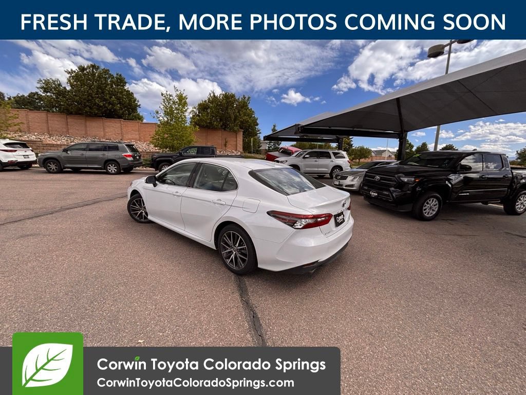 Used 2023 Toyota Camry XLE FWD image 5