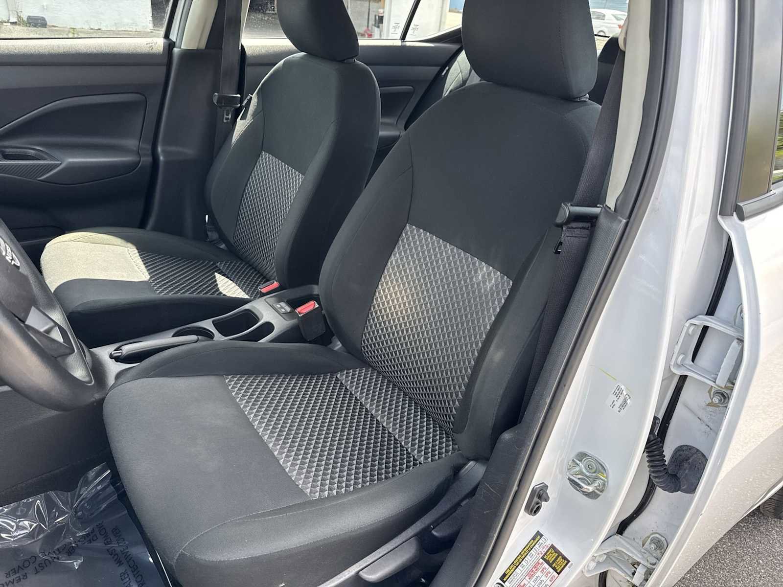 Used 2024 Nissan Versa S w/ Trunk Package image 15