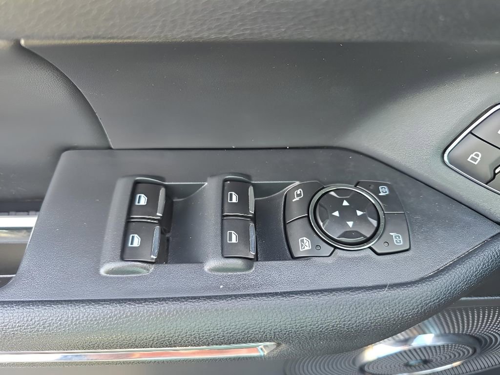 Used 2022 Ford Expedition Max Limited image 15