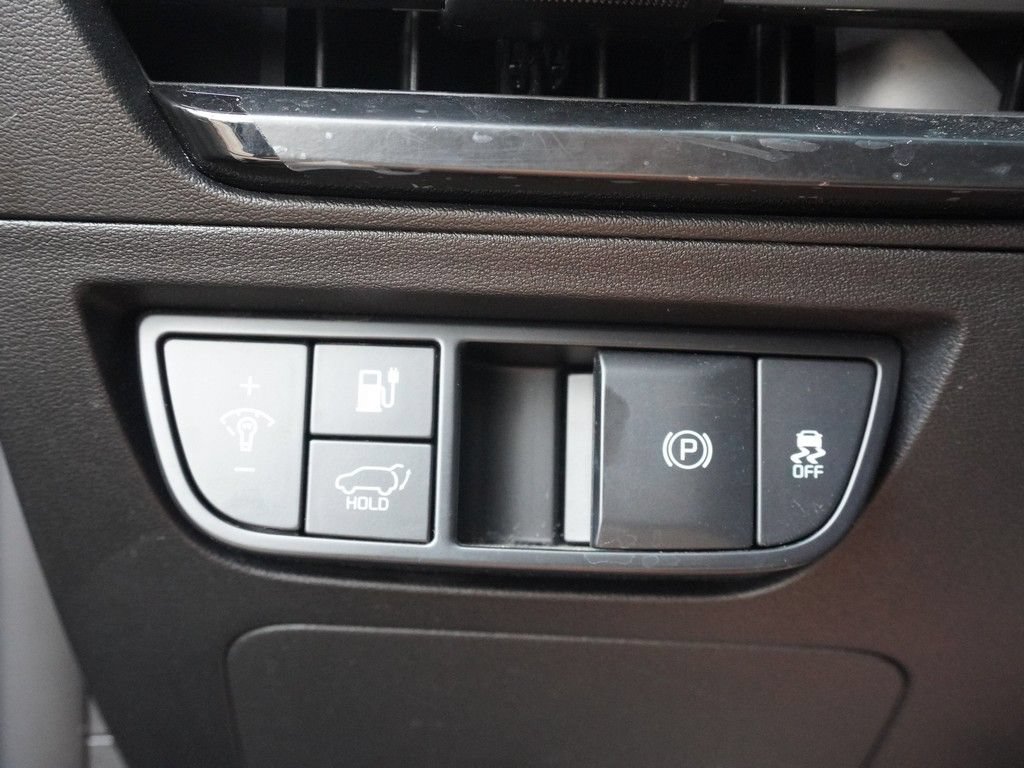 Used 2024 Kia EV6 Wind w/ Wind Technology Package AWD/4WD image 39