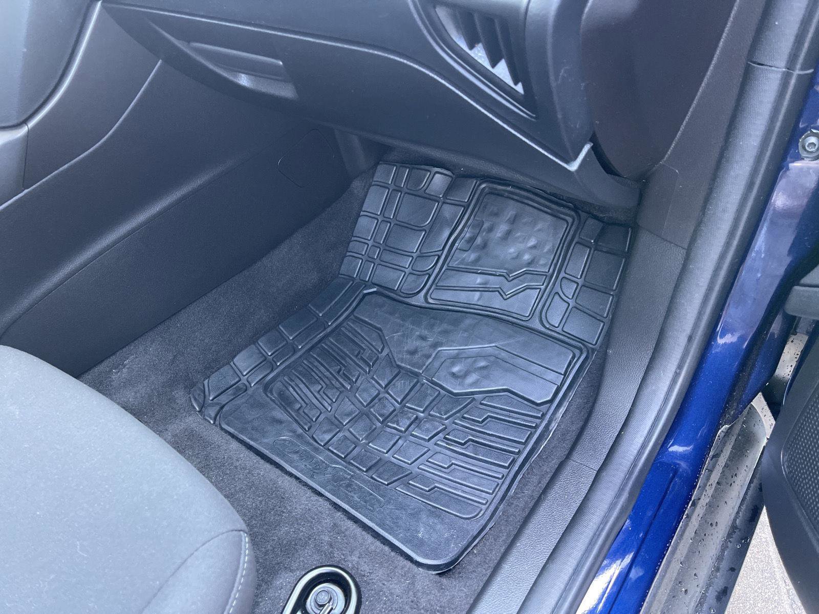 Used 2017 Ford Focus SEL image 29