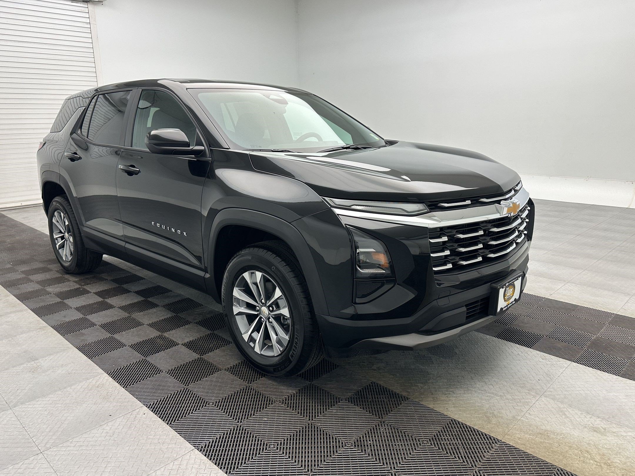 New 2027 Chevrolet Equinox LT AWD/4WD image 7